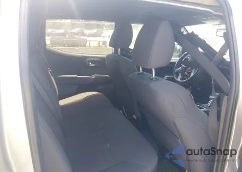 2018 Toyota Tacoma Sr5/Trd Sport z USA, uszkodzony, nr VIN 3TMBZ5DN5JM013763